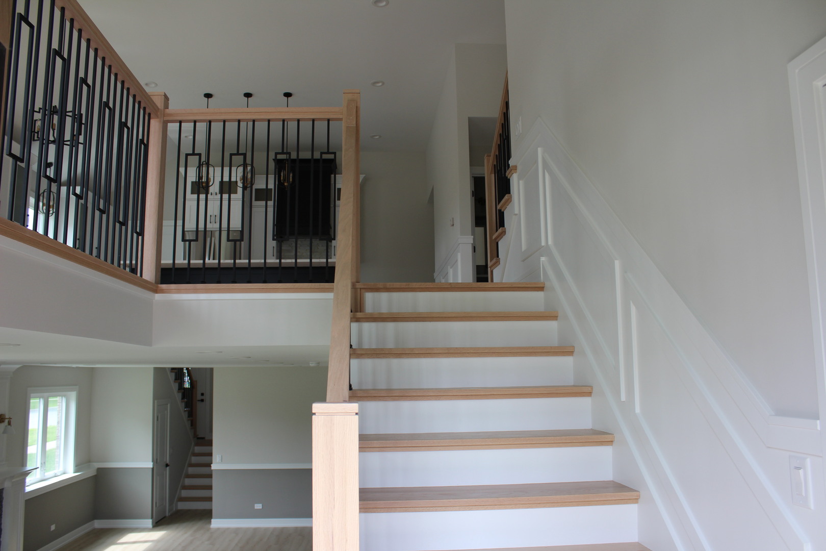 5660 W 83rd Place