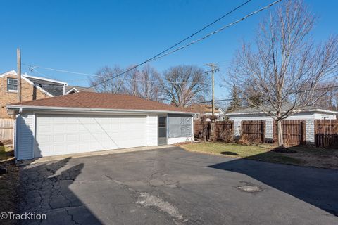 Tiny photo for 628 Franklin Street, Downers Grove, IL 60515 (MLS # 12572650)