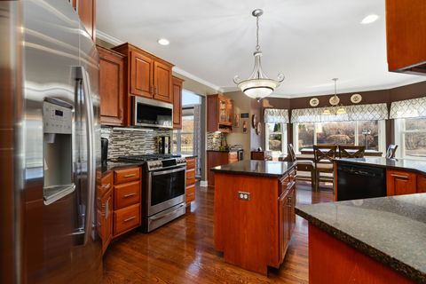 Tiny photo for 17621 Harper Road, Tinley Park, IL 60487 (MLS # 12544657)