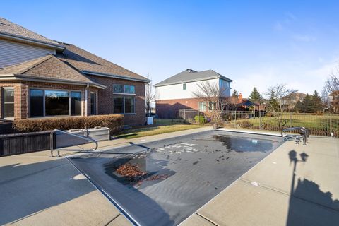 Tiny photo for 17621 Harper Road, Tinley Park, IL 60487 (MLS # 12544657)