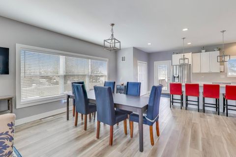 Tiny photo for 1148 W Kenilworth Avenue, Palatine, IL 60067 (MLS # 12532192)