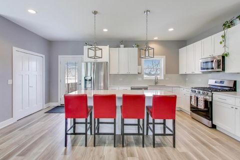 Tiny photo for 1148 W Kenilworth Avenue, Palatine, IL 60067 (MLS # 12532192)