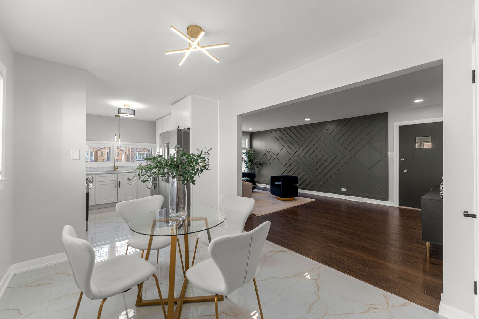 8716 S Merrill Avenue S