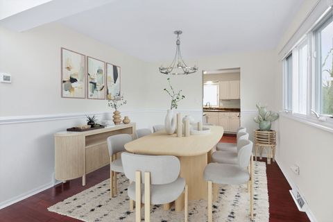 Tiny photo for 806 Hillview Drive, Lemont, IL 60439 (MLS # 12517085)