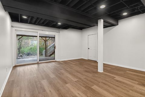 Tiny photo for 806 Hillview Drive, Lemont, IL 60439 (MLS # 12517085)