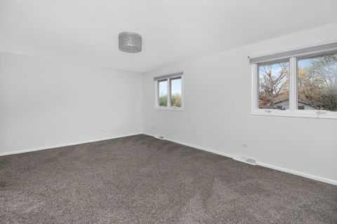 Tiny photo for 806 Hillview Drive, Lemont, IL 60439 (MLS # 12517085)