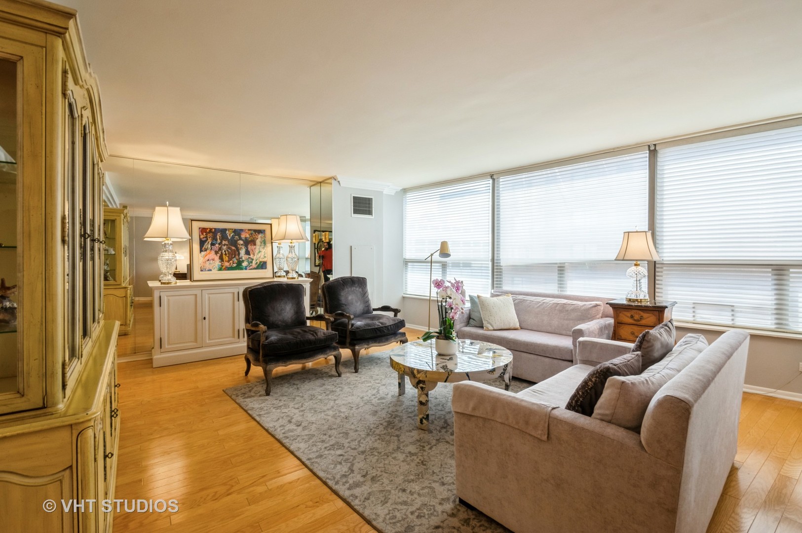 110 E Delaware Place 1501