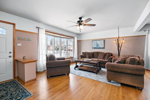 Tiny photo for 10137 Buell Court, Oak Lawn, IL 60453 (MLS # 12530546)