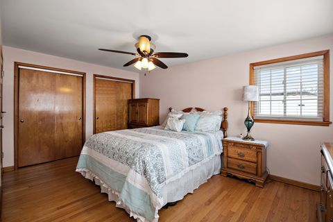 Tiny photo for 10137 Buell Court, Oak Lawn, IL 60453 (MLS # 12530546)