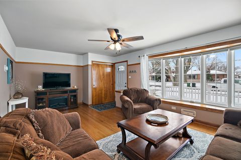 Tiny photo for 10137 Buell Court, Oak Lawn, IL 60453 (MLS # 12530546)