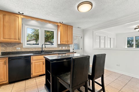 Tiny photo for 8941 Chadbourn Drive, Orland Park, IL 60462 (MLS # 12785437)