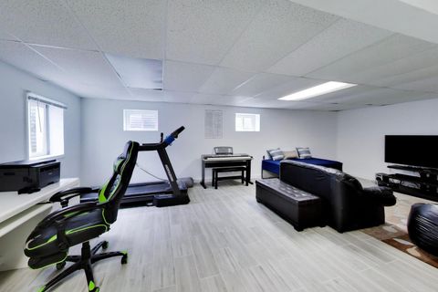 Tiny photo for 19 Dellmont Court, Buffalo Grove, IL 60089 (MLS # 12619007)