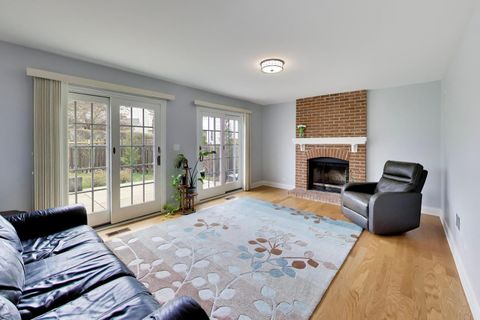 Tiny photo for 19 Dellmont Court, Buffalo Grove, IL 60089 (MLS # 12619007)