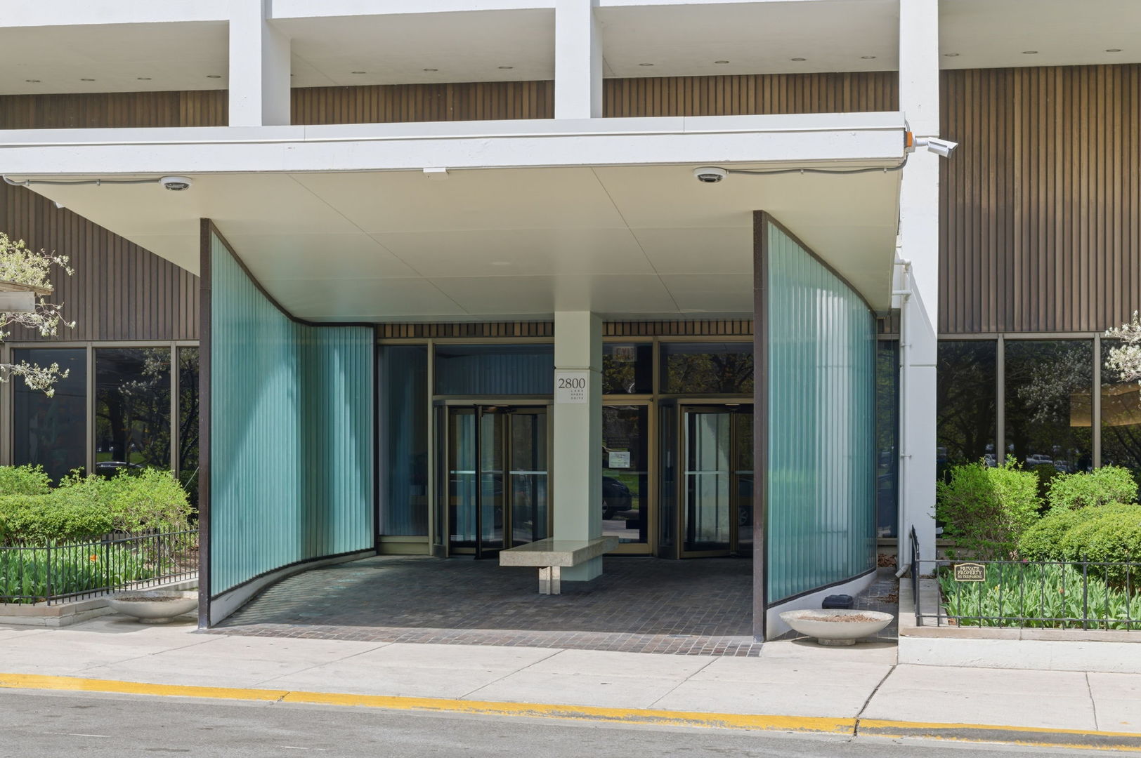 2800 N Lake Shore Drive 715