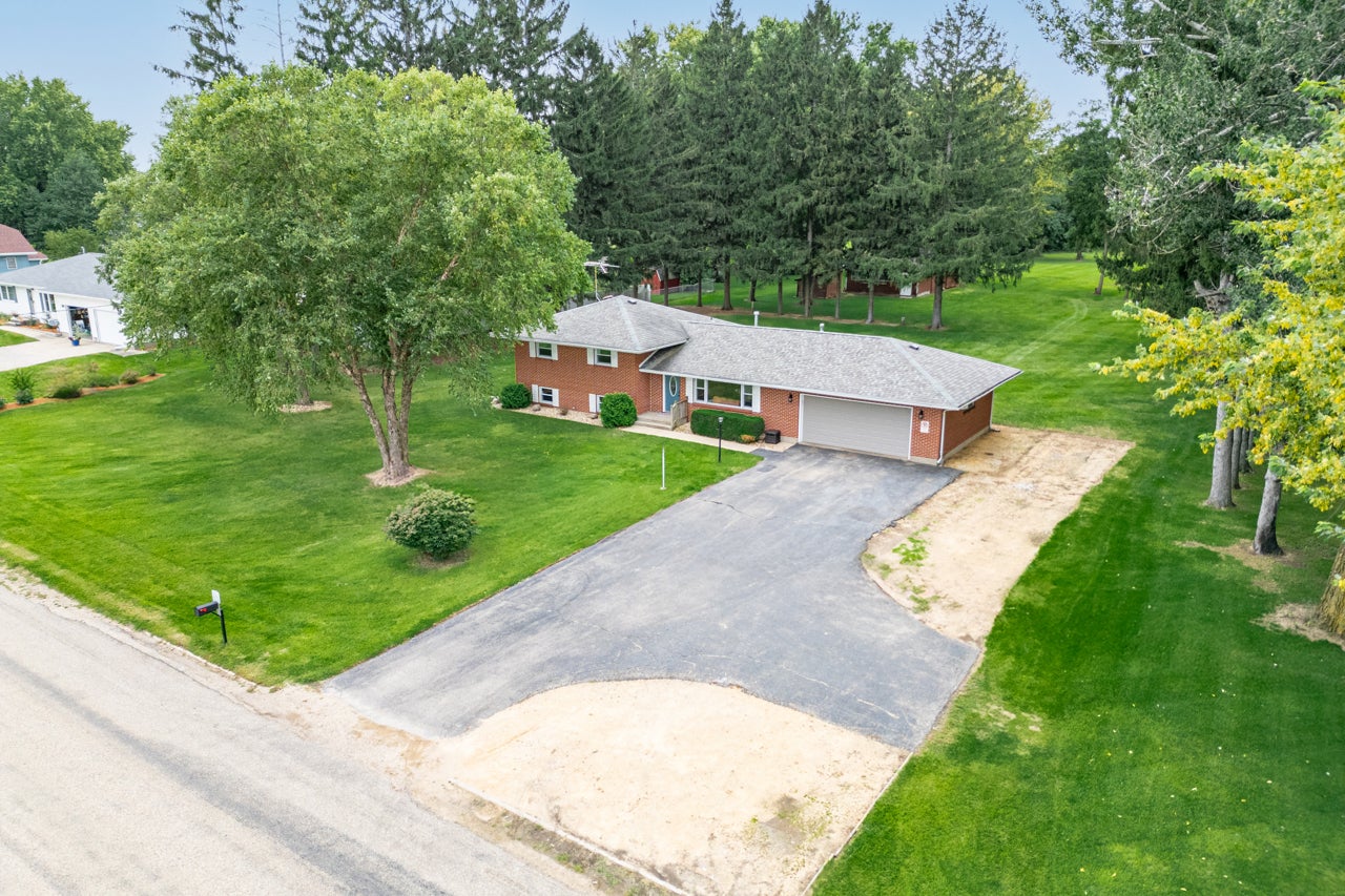 2292 N Leaf River Road