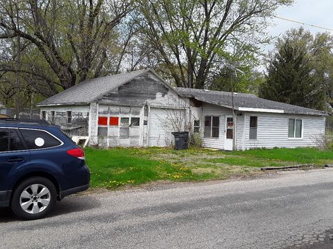 Tiny photo for 301 S 14 Street, Keithsburg, IL 61442 (MLS # 12560193)
