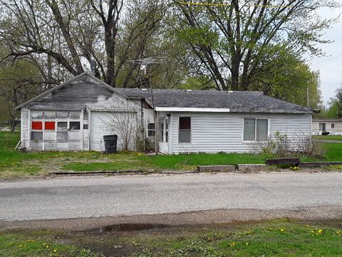 Tiny photo for 301 S 14 Street, Keithsburg, IL 61442 (MLS # 12560193)