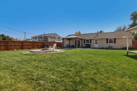 Tiny photo for 4 Larsen Circle, Romeoville, IL 60446 (MLS # 12502513)