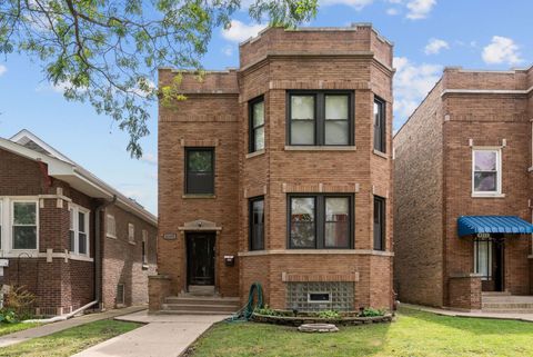 4109 W OAKDALE Avenue Chicago IL 60641