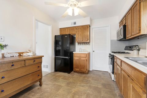 Tiny photo for 1907 Gresham Circle #D, Wheaton, IL 60189 (MLS # 12528868)