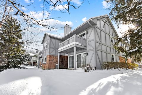 Tiny photo for 1907 Gresham Circle #D, Wheaton, IL 60189 (MLS # 12528868)