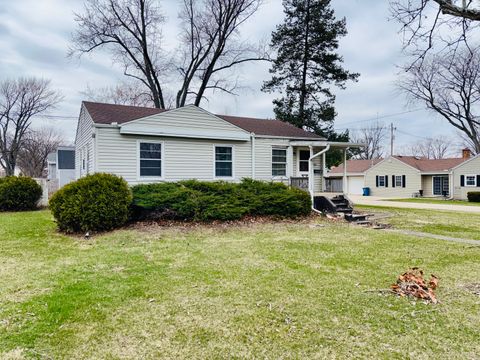 Photo of 1001 Marcy Street, Ottawa, IL 61350 (MLS # 12594286)