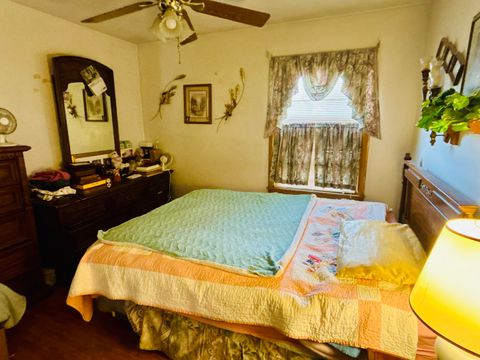 Tiny photo for 1001 Marcy Street, Ottawa, IL 61350 (MLS # 12594286)