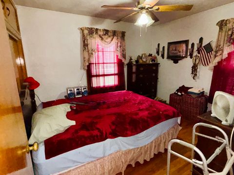 Tiny photo for 1001 Marcy Street, Ottawa, IL 61350 (MLS # 12594286)