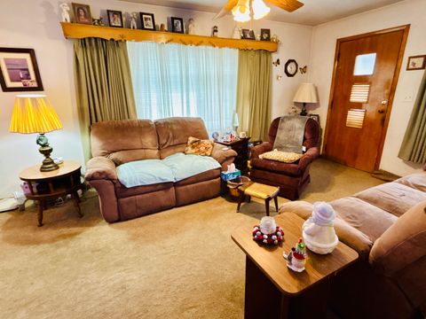 Tiny photo for 1001 Marcy Street, Ottawa, IL 61350 (MLS # 12594286)