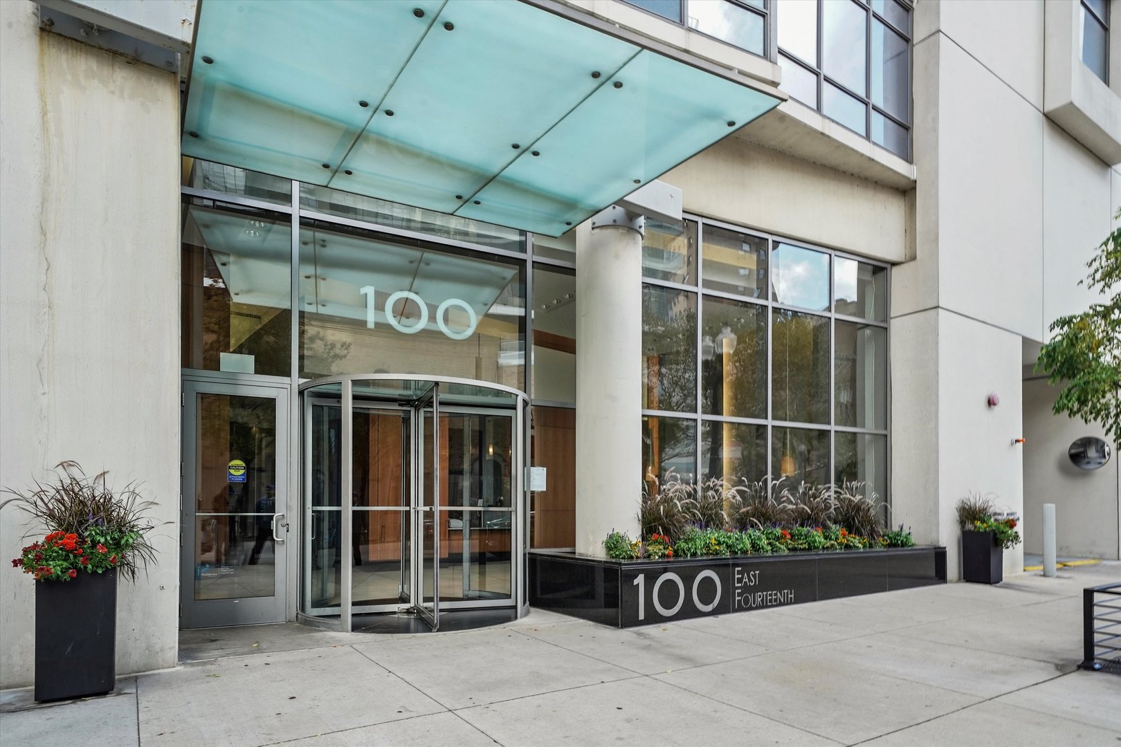 100 E 14th Street 1403