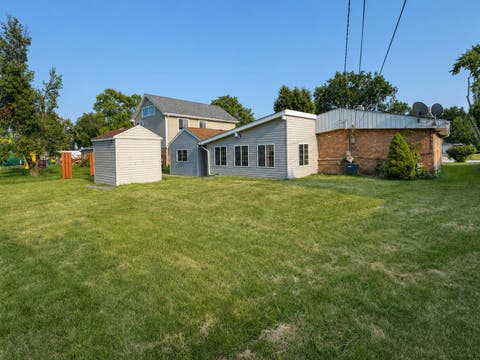 Tiny photo for 7826 W 98th Place, Hickory Hills, IL 60457 (MLS # 12724559)