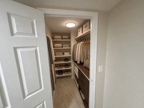 Tiny photo for 7826 W 98th Place, Hickory Hills, IL 60457 (MLS # 12724559)