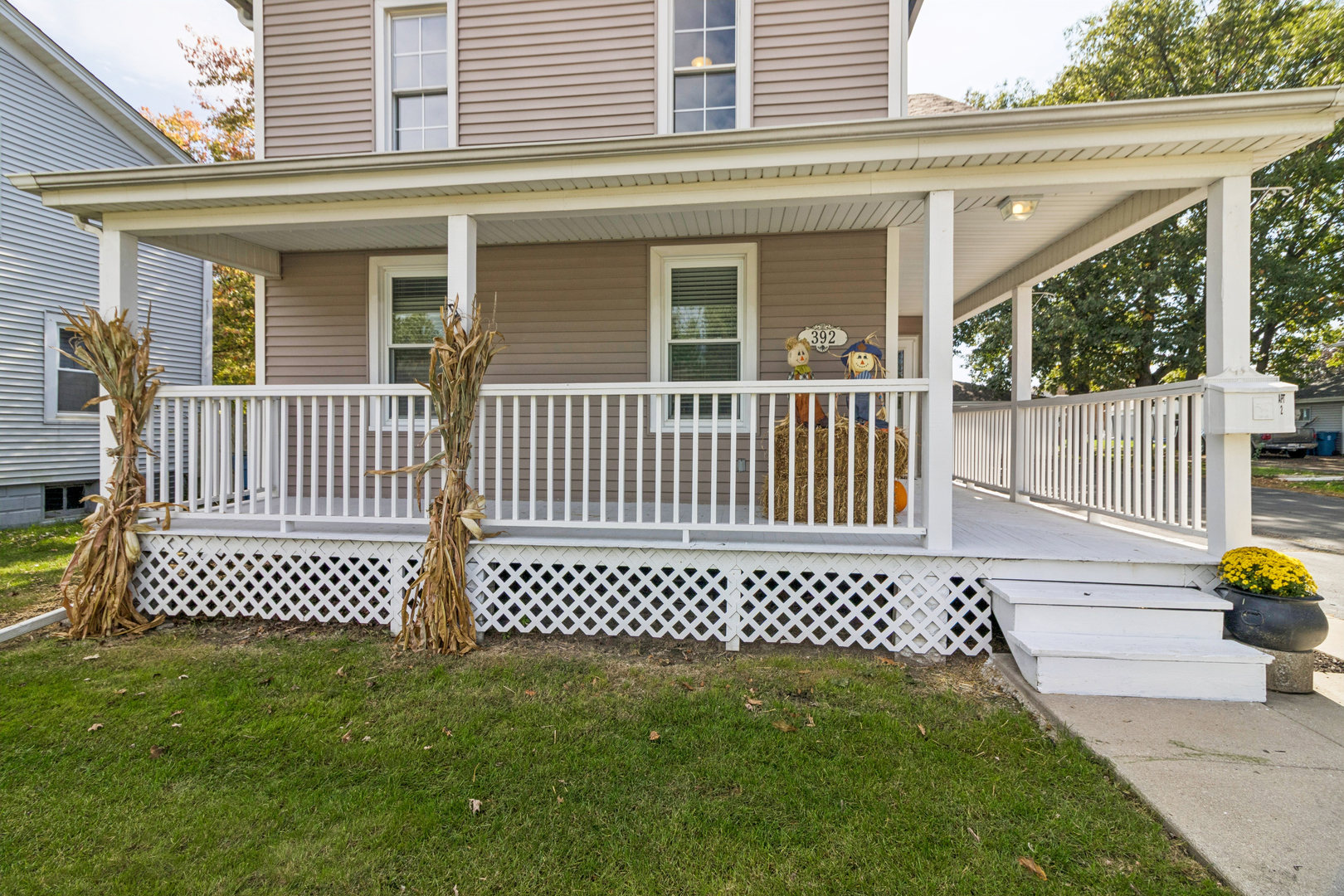 392 W Exchange Street