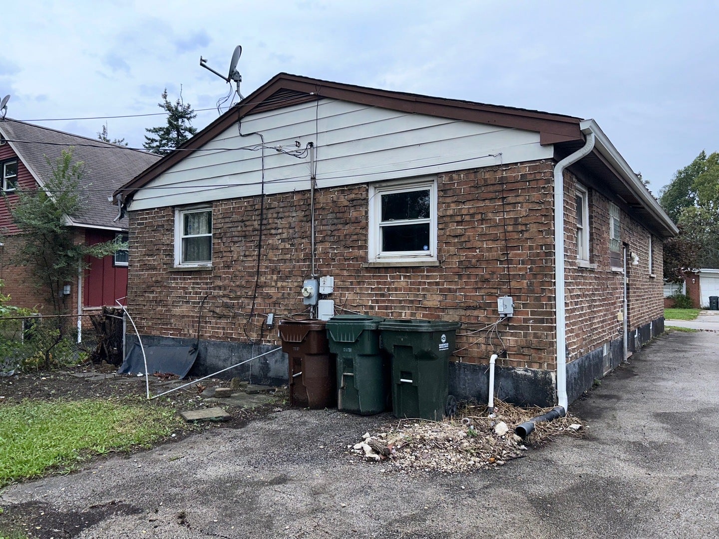 16919 Glen Oaks Drive