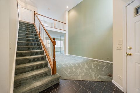 Tiny photo for 2556 Camberley Circle #2-813, Westchester, IL 60154 (MLS # 12609892)