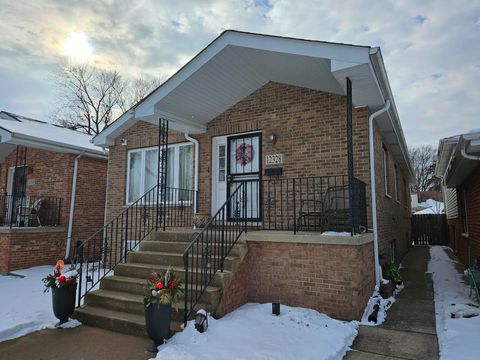 12328 S Aberdeen Street Calumet Park IL 60827