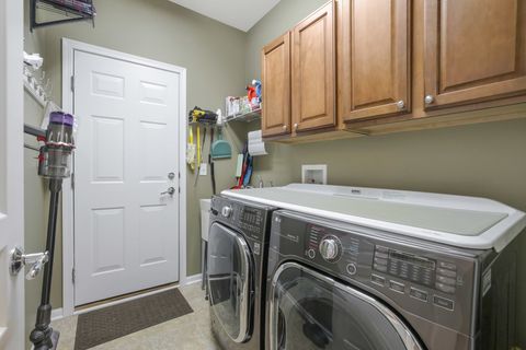 Tiny photo for 12559 Meritage Court, Huntley, IL 60142 (MLS # 12495335)