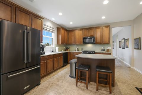 Tiny photo for 12559 Meritage Court, Huntley, IL 60142 (MLS # 12495335)