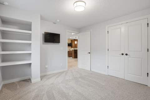 Tiny photo for 4889 Allen Road, Bettendorf, IA 52722 (MLS # 12687724)