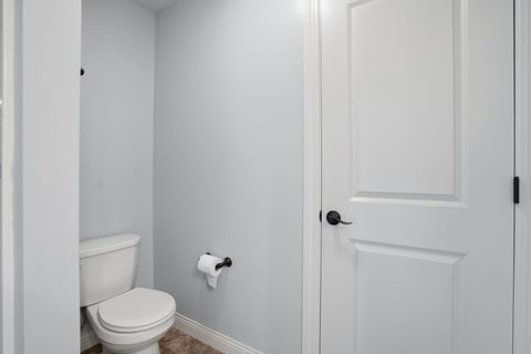 Tiny photo for 4889 Allen Road, Bettendorf, IA 52722 (MLS # 12687724)