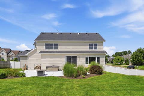 Tiny photo for 4889 Allen Road, Bettendorf, IA 52722 (MLS # 12687724)