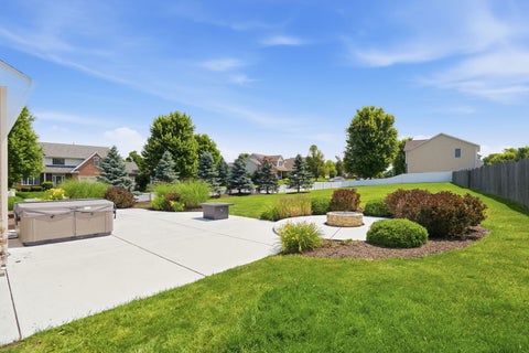Tiny photo for 4889 Allen Road, Bettendorf, IA 52722 (MLS # 12687724)