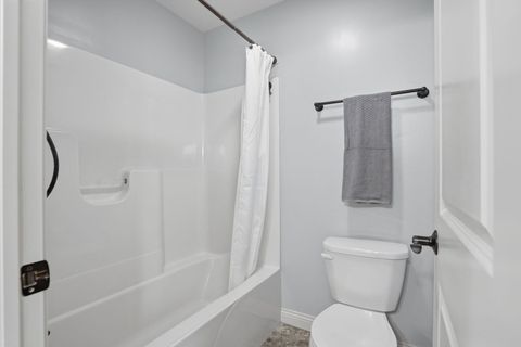 Tiny photo for 4889 Allen Road, Bettendorf, IA 52722 (MLS # 12687724)