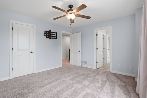 Tiny photo for 4889 Allen Road, Bettendorf, IA 52722 (MLS # 12687724)