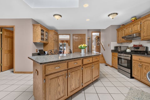 Tiny photo for 12902 W Beaver Lake Drive, Homer Glen, IL 60491 (MLS # 12691354)