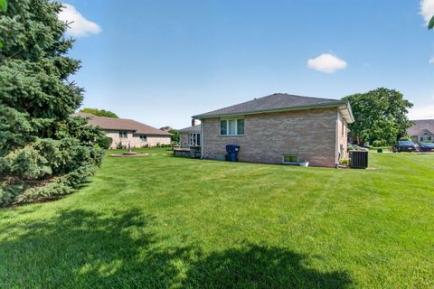 Tiny photo for 12902 W Beaver Lake Drive, Homer Glen, IL 60491 (MLS # 12691354)