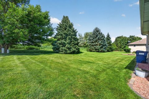 Tiny photo for 12902 W Beaver Lake Drive, Homer Glen, IL 60491 (MLS # 12691354)