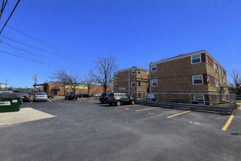 Tiny photo for 4338 WARREN Avenue, Hillside, IL 60162 (MLS # 12603897)