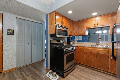 Tiny photo for 8425 W 95th Street #27, Hickory Hills, IL 60457 (MLS # 12703832)