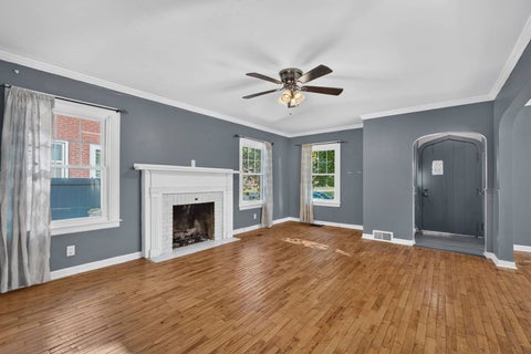 Tiny photo for 1612 Elmore Avenue, Davenport, IA 52803 (MLS # 12791932)